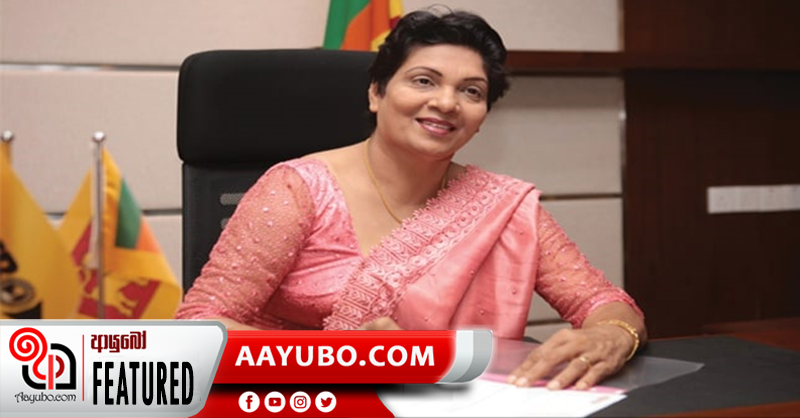 NSB බැංකුවේ ලොකුම පුටුවේ හිඳගත් ඇය