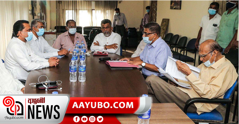 ද්විත්ව පුරවැසි වගන්තිය ඉවත් කර ගන්න විමල් - ඩිව් අලුත් සන්ධානයක