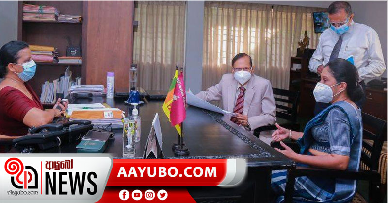 බස්නාහිර සෙසු පාසල් ශේණි විවෘත කෙරෙන හැටි - ගුරුවරුන්ටත් එන්නත ලබාදෙන ලෙස අධ්‍යාපන ඇමති ඉල්ලයි