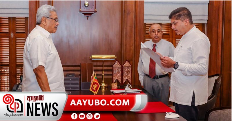 Lohan Ratwatte sworn-in  as the  State Minister of Prison Management and Prisoners Rehabilitation
