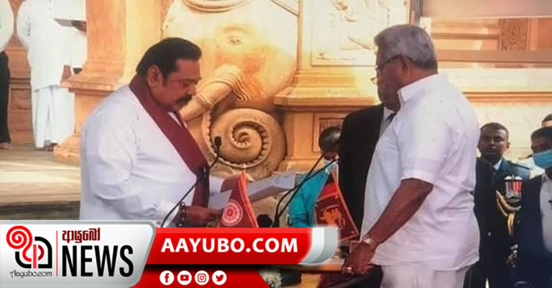 කැලණිය බෝ සමිඳූන් ඉදිරියේ මහින්ද, අගමැති ධුරයේ දිවුරයි